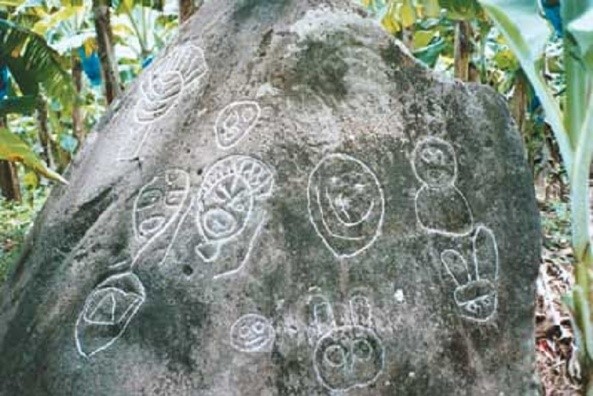 Layou-Petroglyph-2.jpg